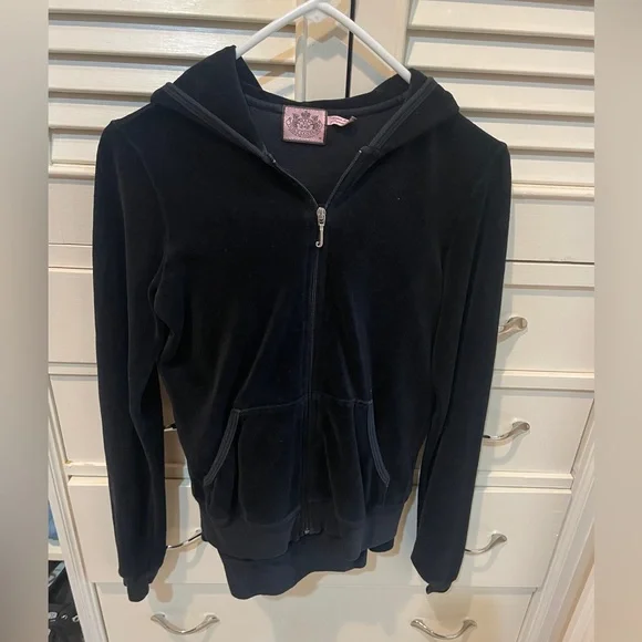 Vintage Juicy Couture Black Velour Track Suit - Hoodie and Pants - Picture 2 of 7